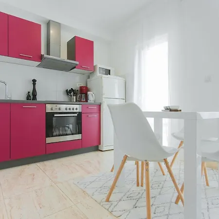 Apartamento Beachfront One Bedroom Bora Trogir