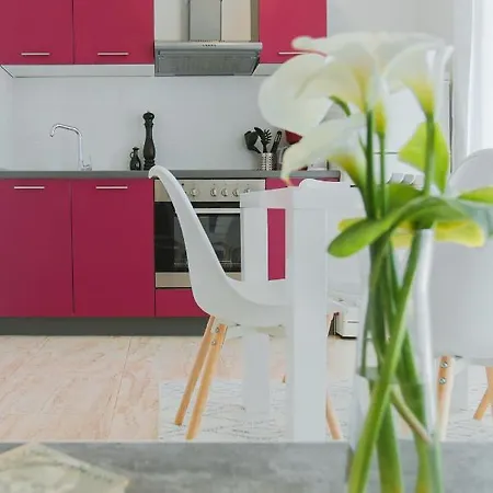 Apartamento Beachfront One Bedroom Bora Trogir