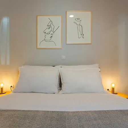 Apartamento Beachfront One Bedroom Bora Trogir