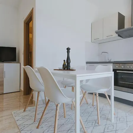 Beachfront One Bedroom Bora Apartamento *