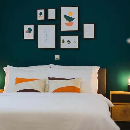 Beachfront One Bedroom Bora * Trogir