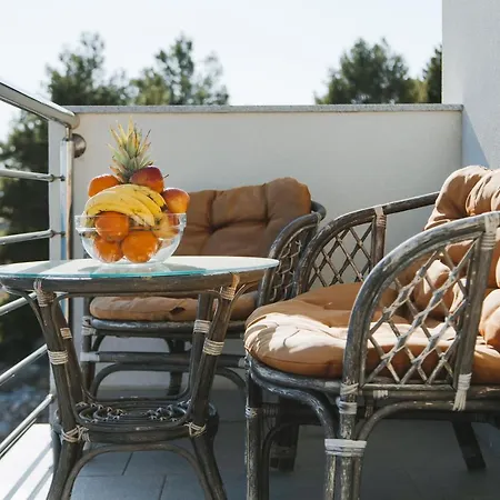 Apartment Beachfront One Bedroom Bora Trogir